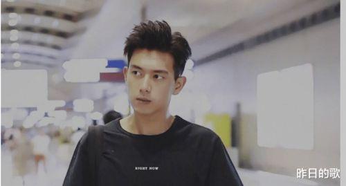 爱豆吃瓜娱乐酱李现,从流量小生到实力派演员的蜕变之路  第3张